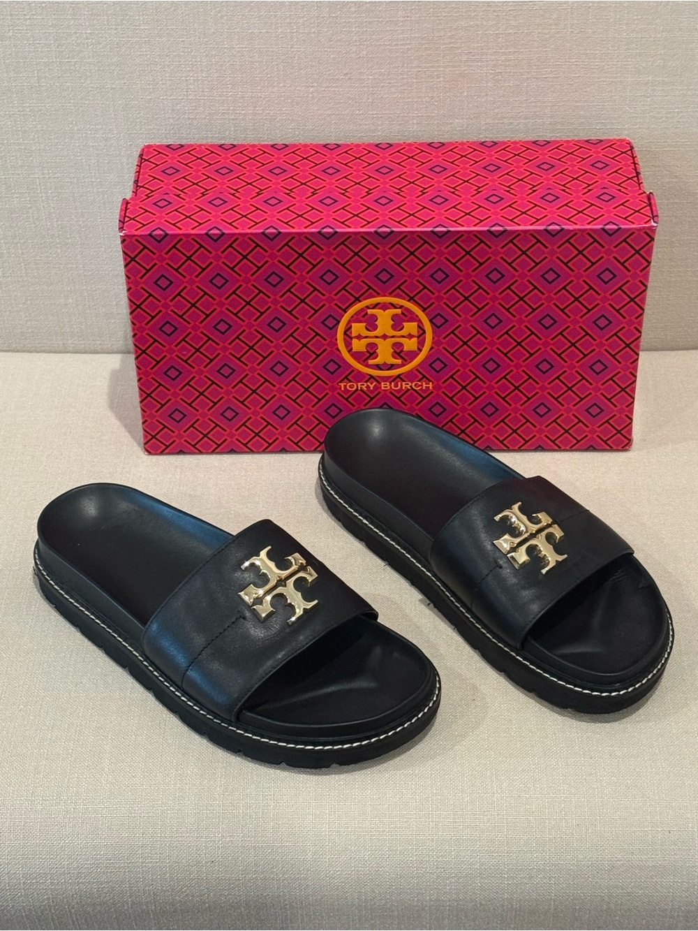 Tory Burch Black Leather Slide Sandals with Gold Logo Emblem - Picture 2 of 4